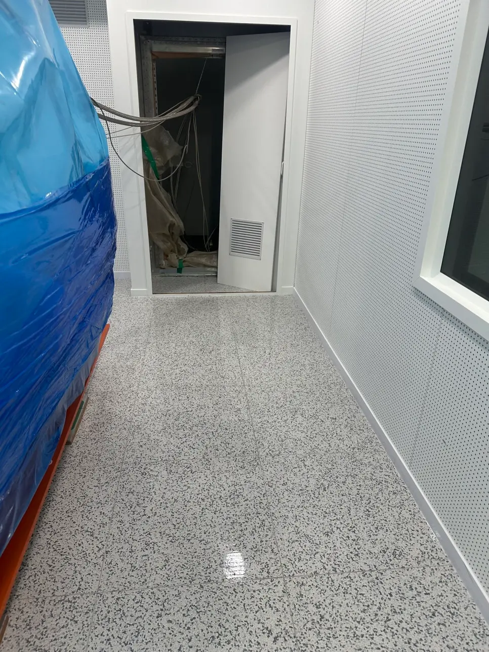 바닥 왁스코팅 · 박리 현장 사진