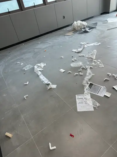 창원 준공청소, 대충 하면 입주 후 계속 먼지 나오는 이유 현장 사진