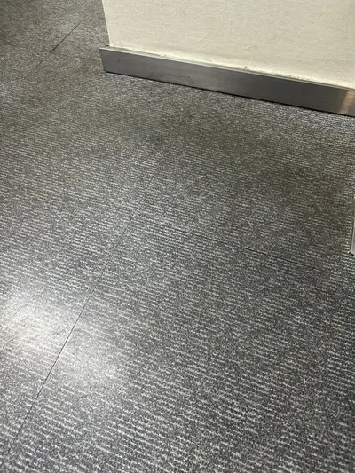 김해 왁스코팅 바닥청소, 칙칙한 바닥이 새 것처럼 반짝이는 과정 현장 사진