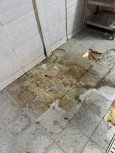 창원마산주방청소, 이런 상태도 가능할까? 기름때 싹 지우고 새 가게처럼! 현장 사진