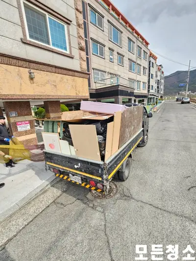 창원 원룸퇴실청소 폐기물처리도 동시에 진행했어요 현장 사진