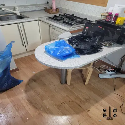 울산원룸청소 쓰레기집 특수청소도 모든청소에서 현장 사진